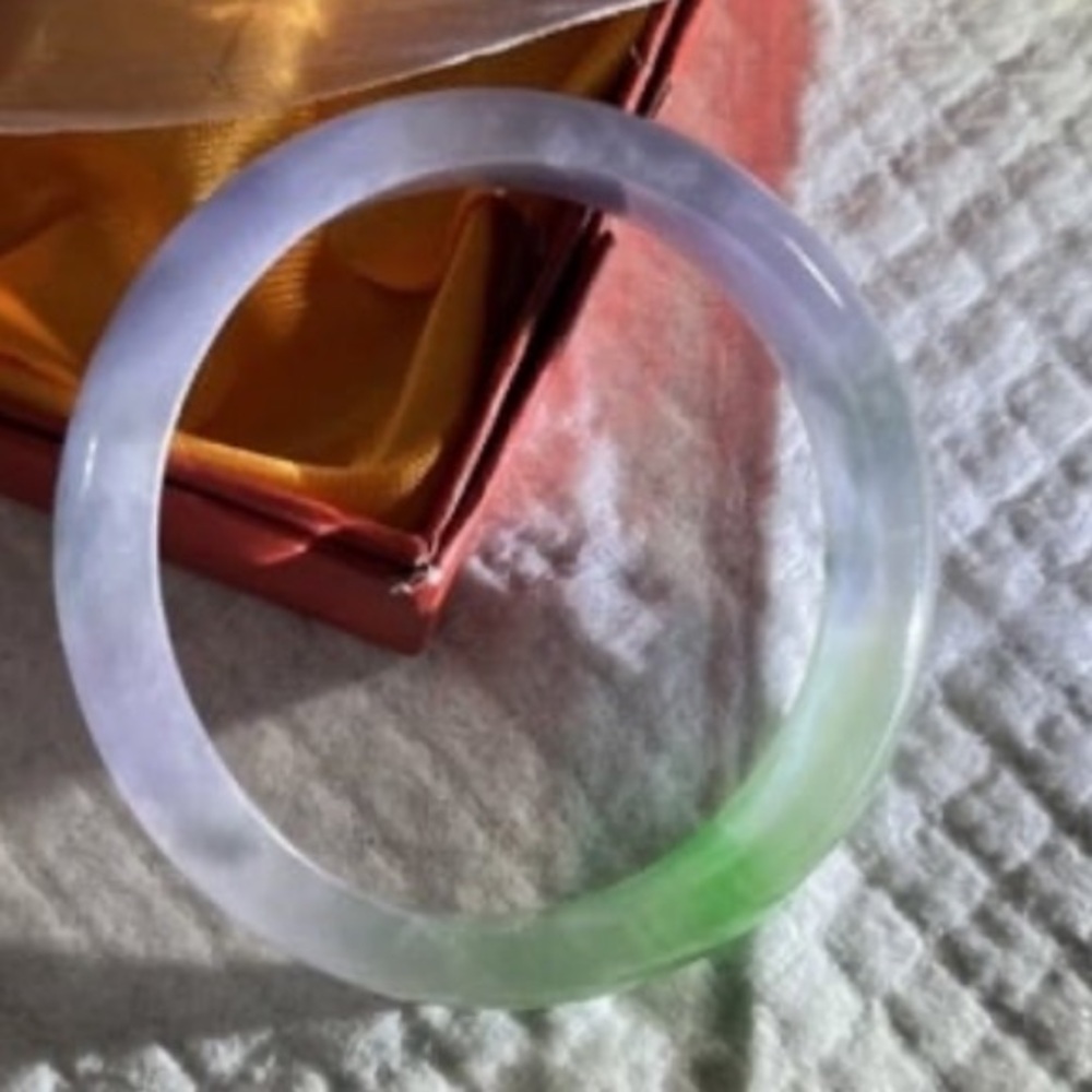Certified Lavender Green 
Approx 58-59mm Natural Burma A Jade jadeite Bangle New - Picture 2 of 8